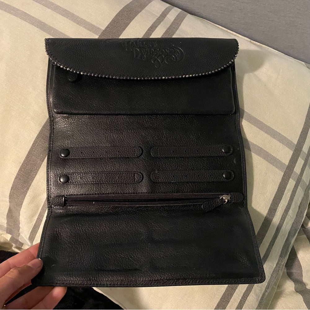 SALE💋 Harley-Davidson Genuine Leather Wallet - Picture 5 of 6